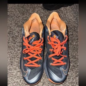 Men’s lebron sneakers